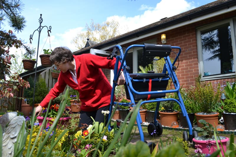 Award Winning Gardener Gets Help with Uniscan