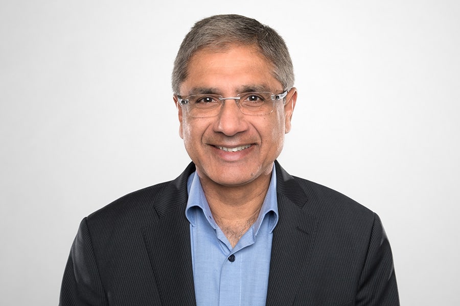 Dr Jas Saini, CEO of Vtus image