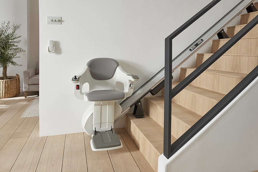 Access BDD HomeGlide straight stairlift image
