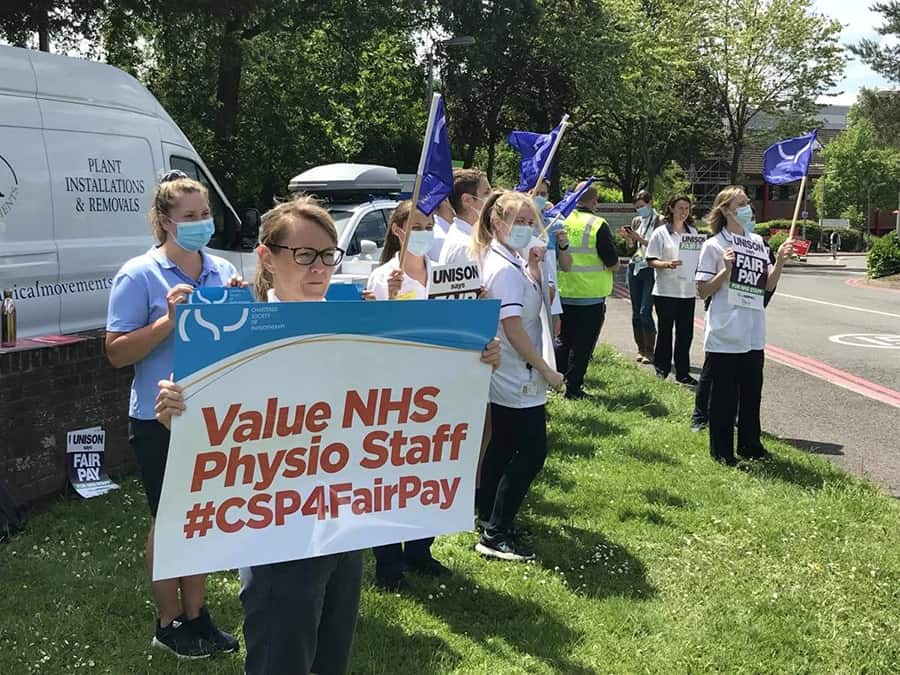 NHS physiotherapy strikes image