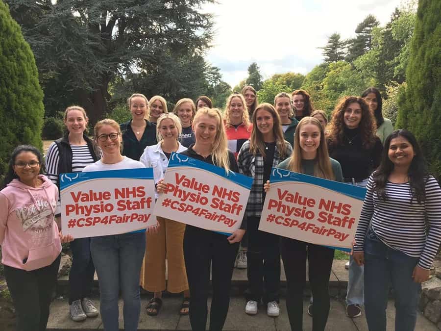 NHS physiotherapy strikes image